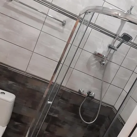 Luxury Radetski * فارنا
